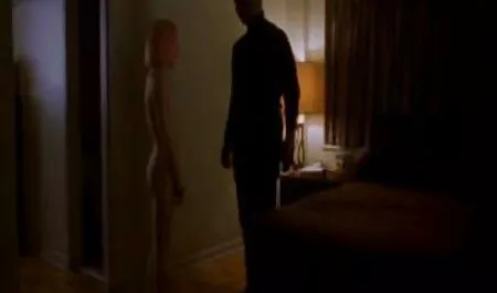 Angelina clip sex hoc sinh nhat ban Jolie trong khiêu dâm
