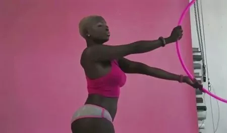 Một giáo vớ một thương gia giàu có trở thành người yêu video clip sex nhật bản