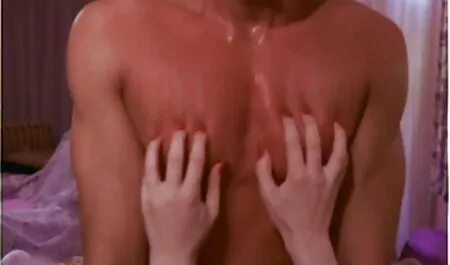Ông đã Lisa ra trên đường phố. clip sex nữ sinh nhật bản