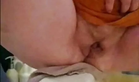 Blondie với một clipsex nhat ban quân sự